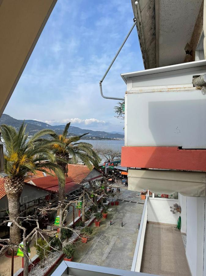 Adrianos House By The Sea Apartment Nea Iraklitsa Luaran gambar